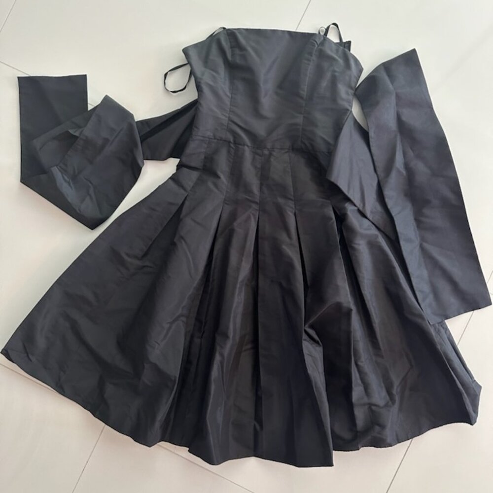 Back Strapless Cocktail Dress